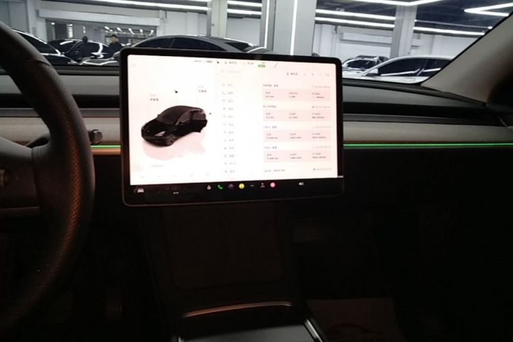 Tesla Model Y 2024 #13 Tesla Model Y 2024 immagine di auto #13