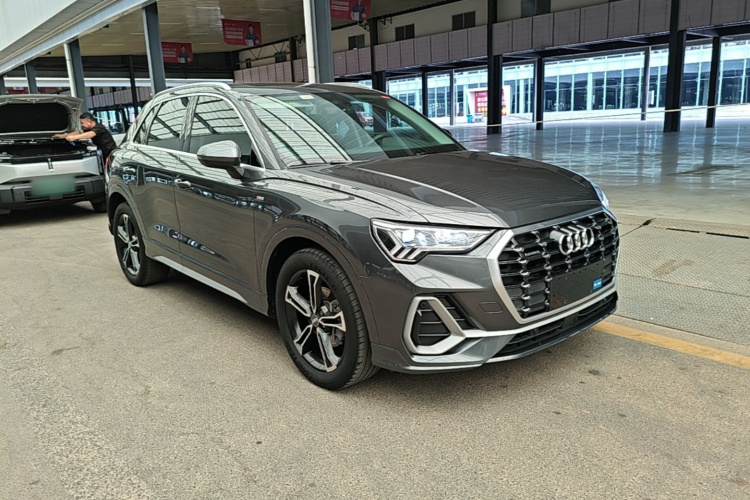 Audi Q3 2020 #6 Audi Q3 2020 car image #6