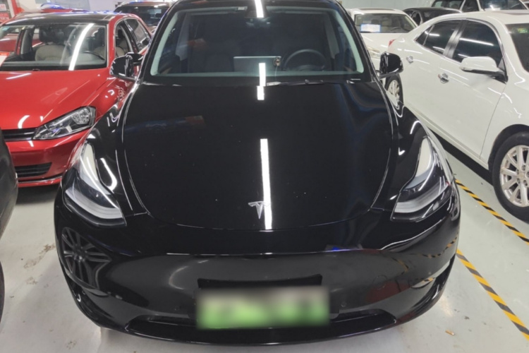 Tesla Model Y 2022 car image #3