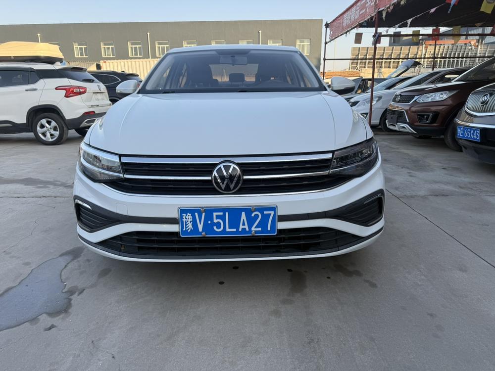 Volkswagen Bora 2023 immagine di auto #2