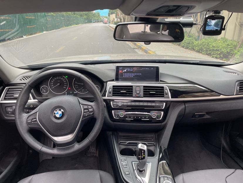 BMW 3 Series 2016 #6 BMW 3 Series 2016 car image #6