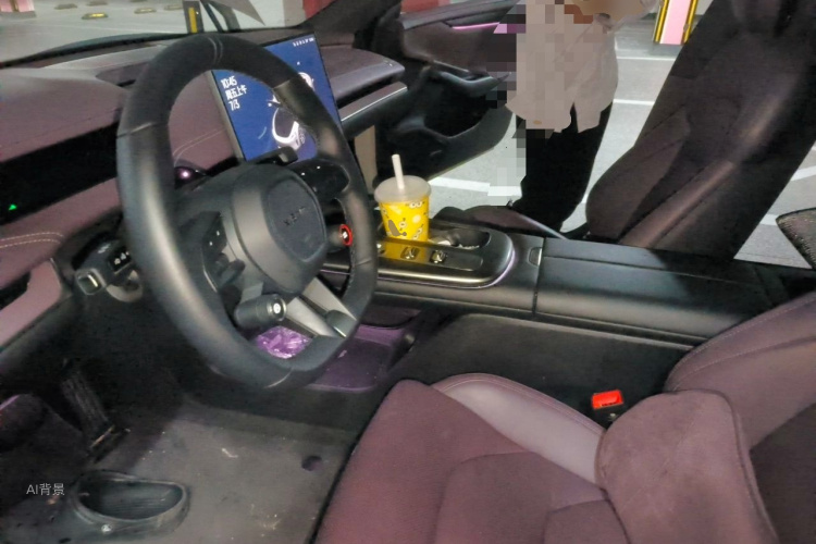 MI SU7 2025 car image #17