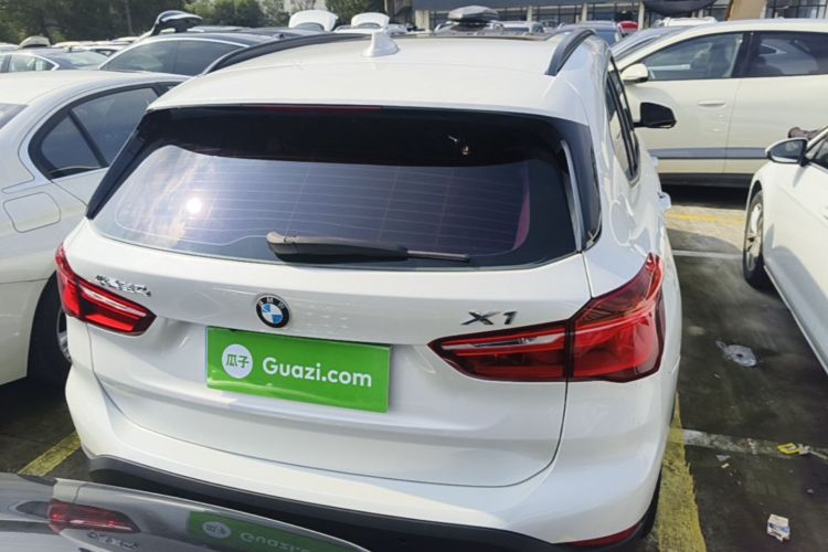 BMW X1 2017 #6 BMW X1 2017 صورة سيارة #6