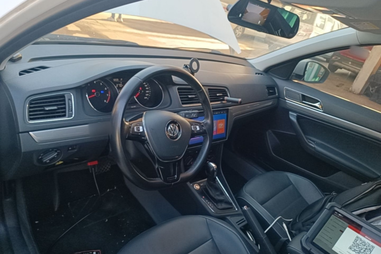 Volkswagen Lavida 2019 car image #10