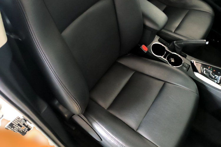 Toyota Corolla 2017 car image #24