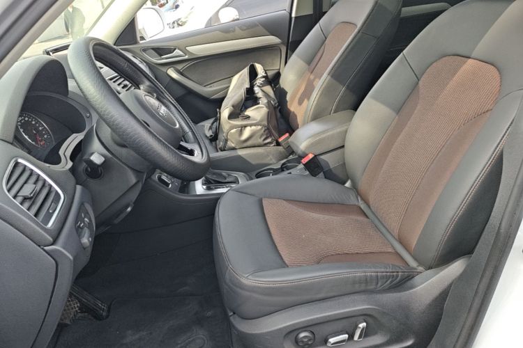 Audi Q3 2017 #15 Audi Q3 2017 car image #15
