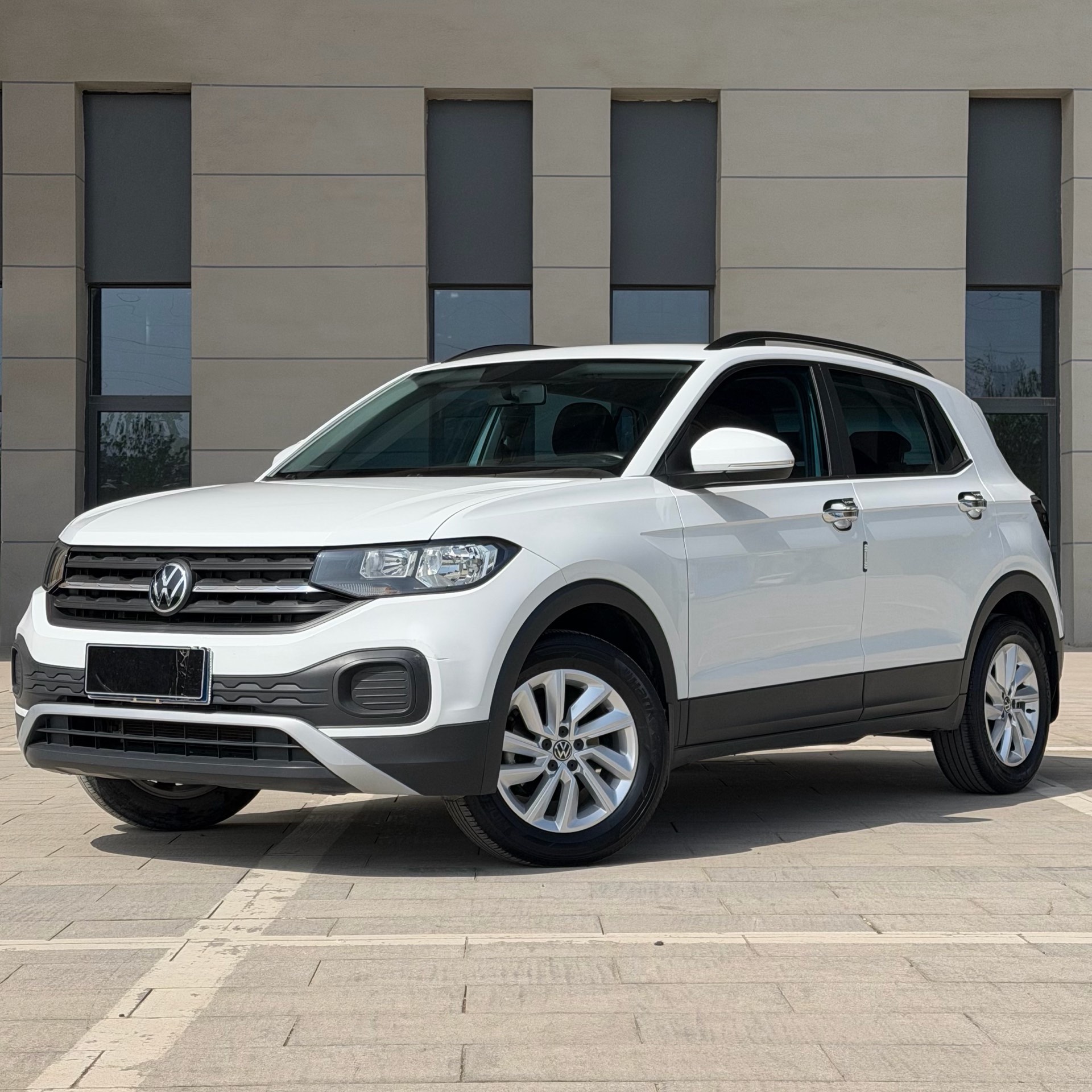 Volkswagen Tacqua 2022 car image 