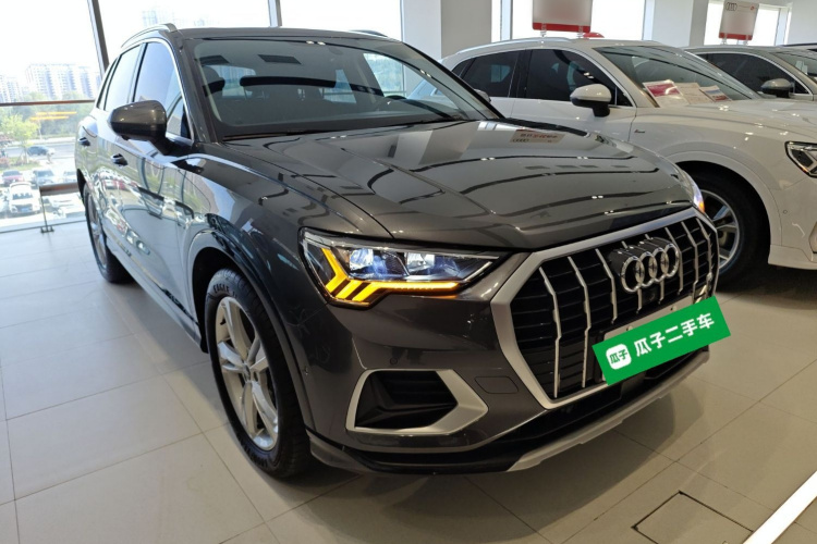 Audi Q3 2023 image de voiture #4