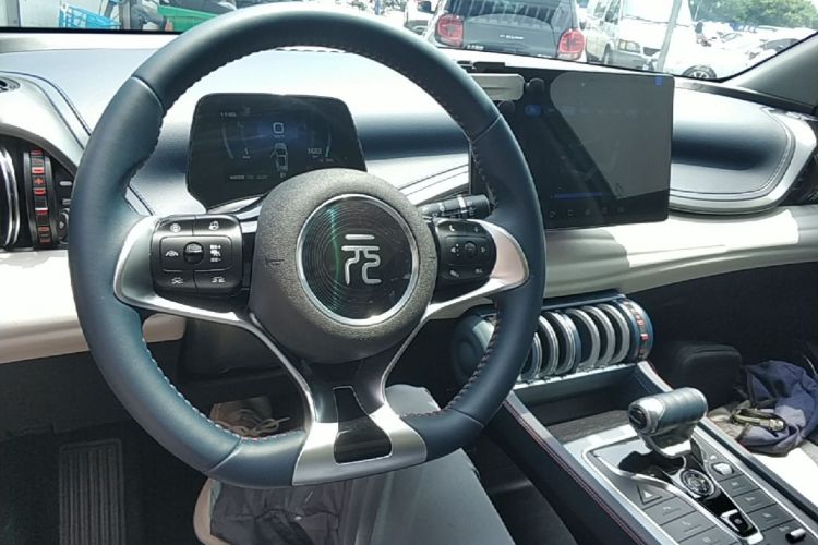 BYD Yuan Plus 2022 #10 BYD Yuan Plus 2022 car image #10