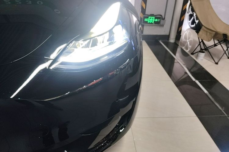 Tesla Model Y 2023 #23 Tesla Model Y 2023 immagine di auto #23