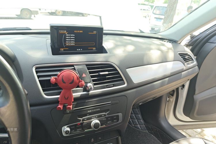 Audi Q3 2018 #15 Audi Q3 2018 car image #15