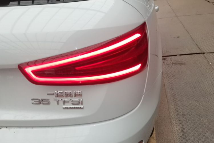 Audi Q3 2016 #8 Audi Q3 2016 car image #8