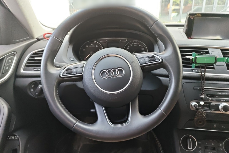 Audi Q3 2018 #12 Audi Q3 2018 car image #12