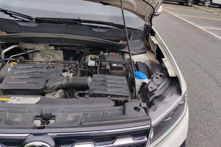 Volkswagen T-Cross 2021 car image #24