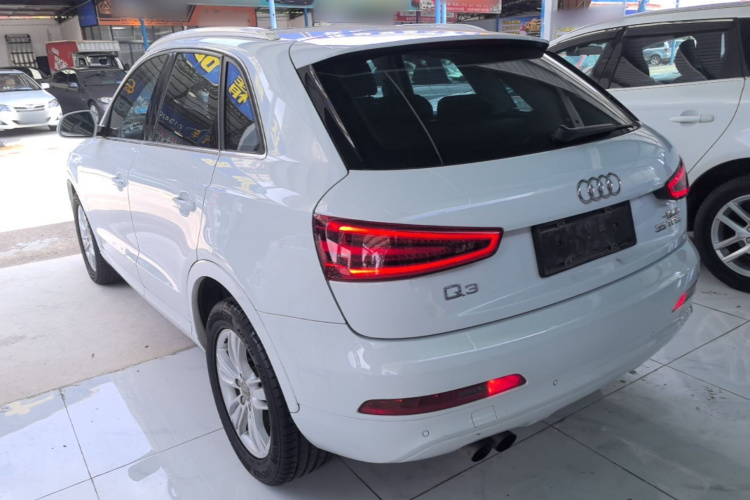 Audi Q3 2015 #5 Audi Q3 2015 car image #5