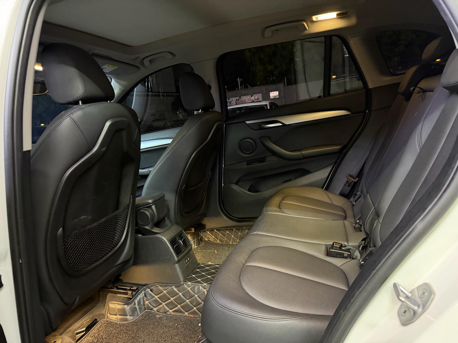 BMW X1 2019 #6 BMW X1 2019 car image #6