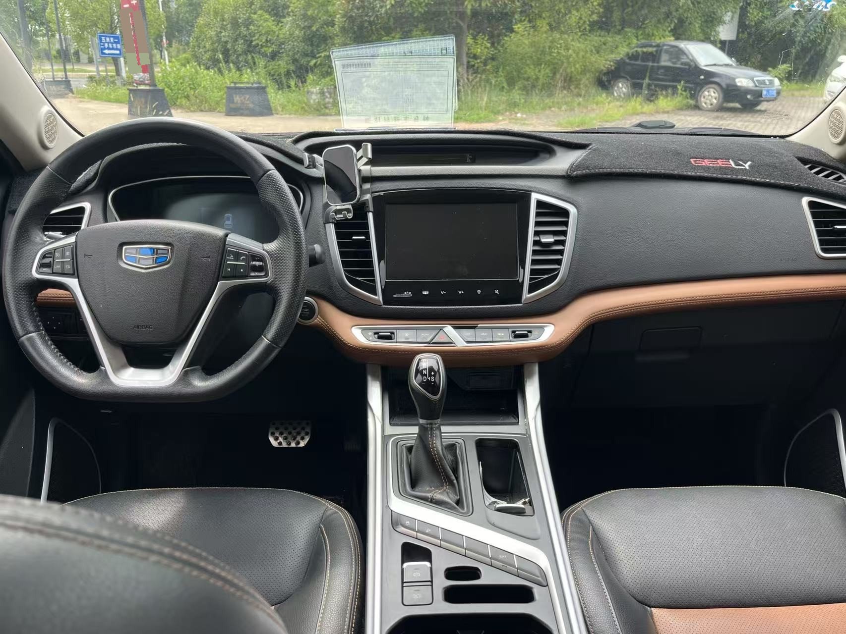 GEELY Vision X6 2018 #4 GEELY Vision X6 2018 car image #4