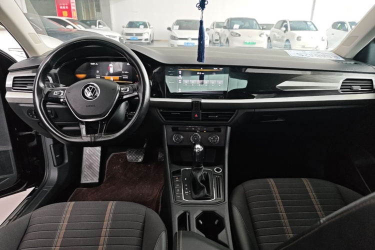 Volkswagen Lavida 2021 #10 Volkswagen Lavida 2021 car image #10