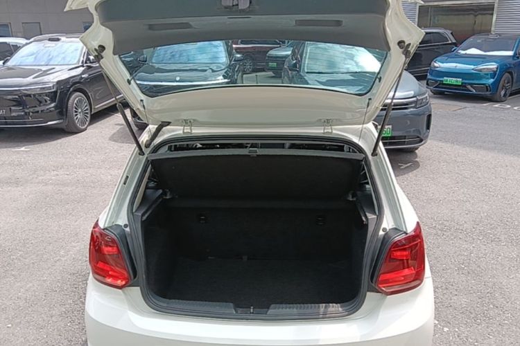 Volkswagen Polo 2019 #19 Volkswagen Polo 2019 car image #19