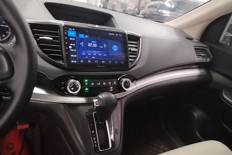 Honda CR-V 2016 #17 Honda CR-V 2016 car image #17