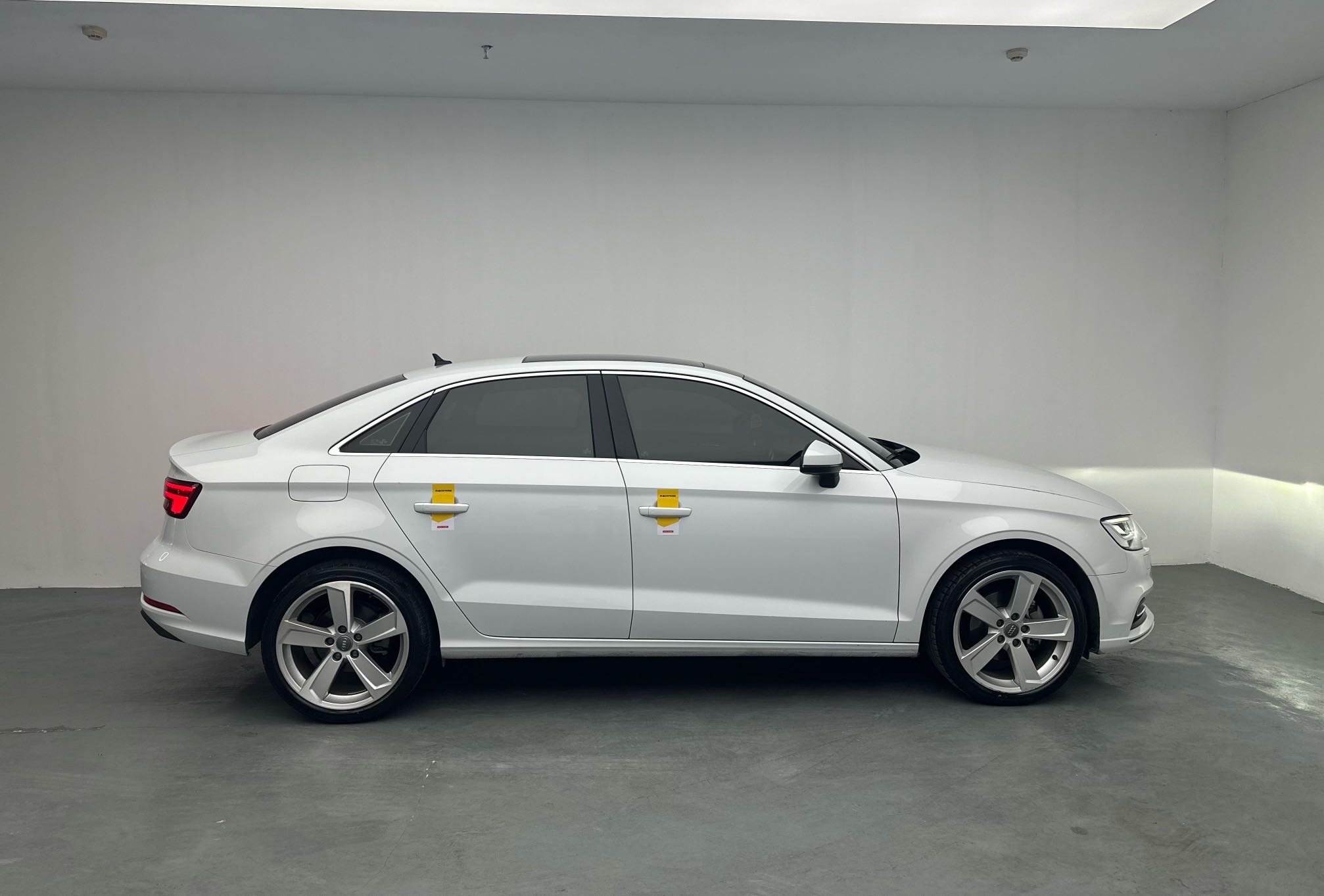 Audi A3 2019 car image #4