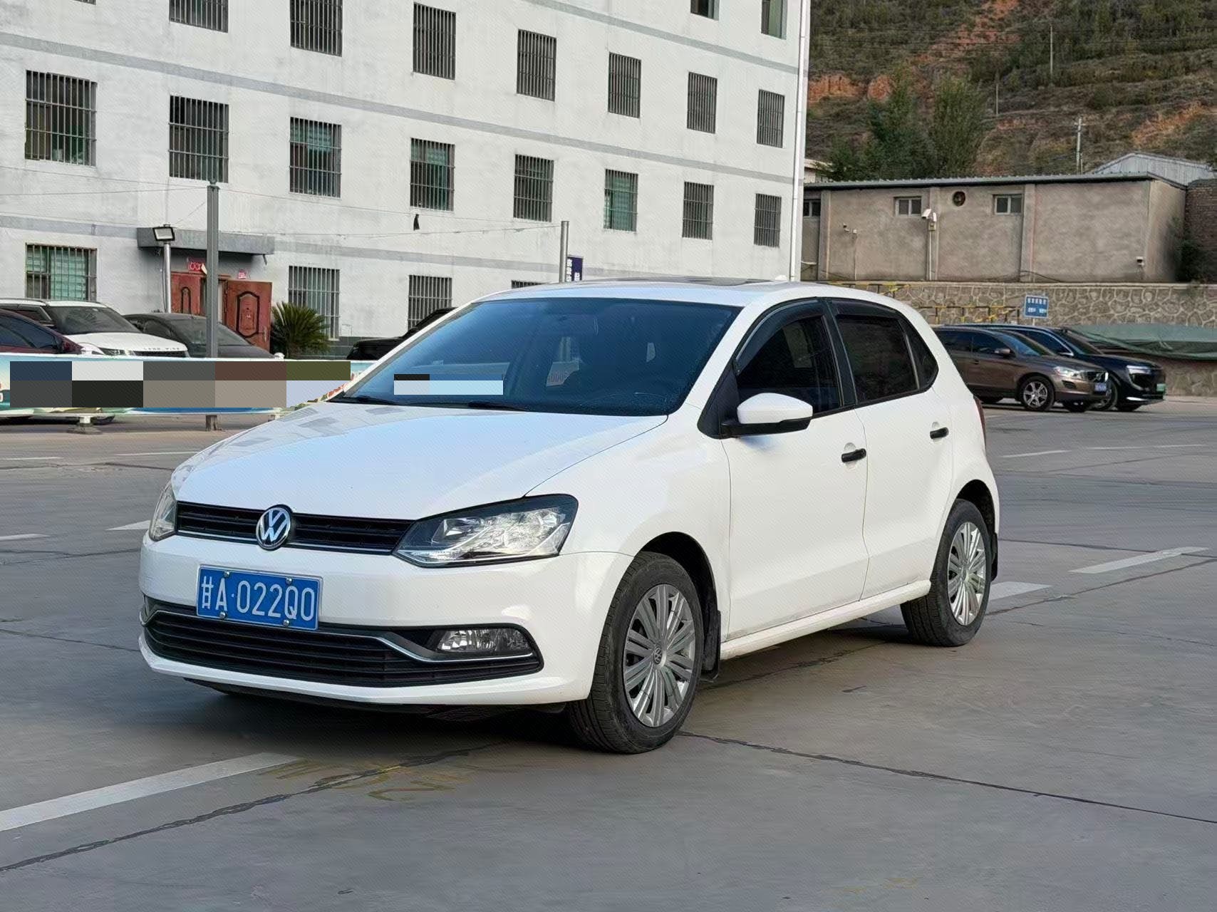 Volkswagen Polo 2017 car image 