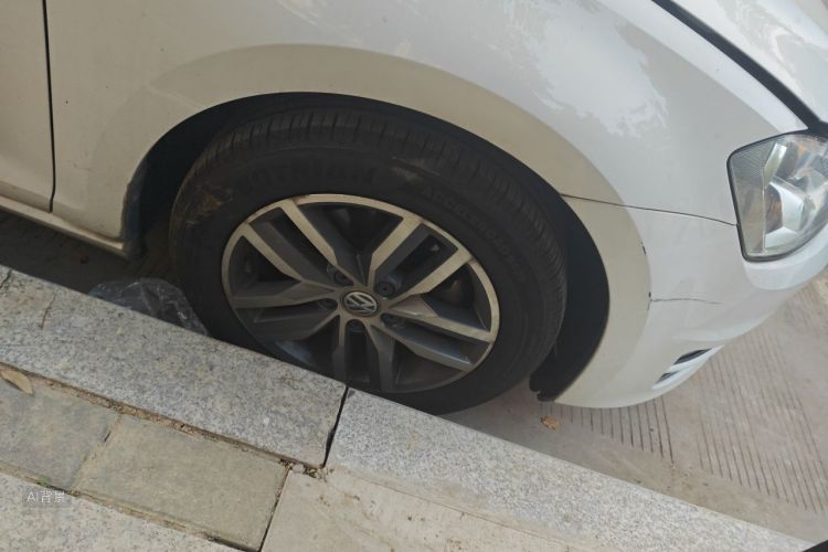 Volkswagen Golf 2015 car image #9