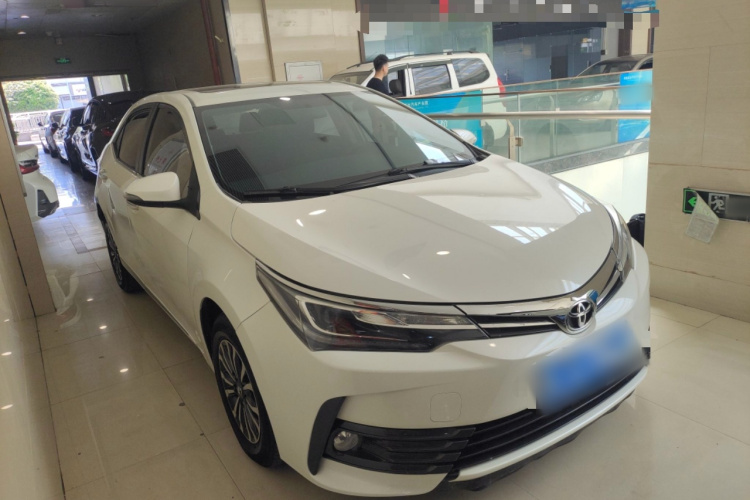 Toyota Corolla 2018 #4 Toyota Corolla 2018 car image #4