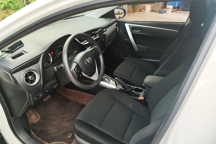 Toyota Corolla 2019 car image #12