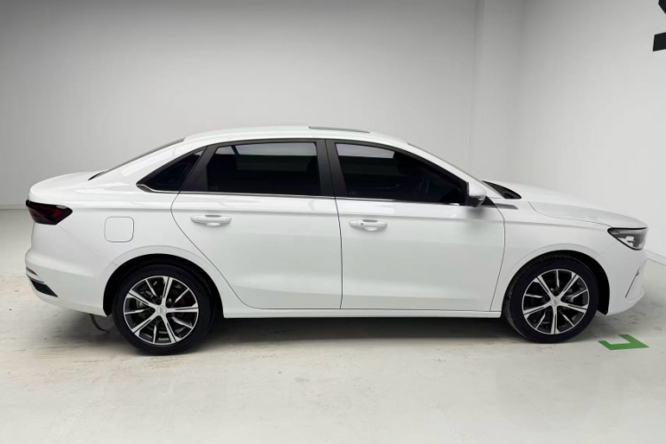 GEELY Emgrand 2023 car image #5