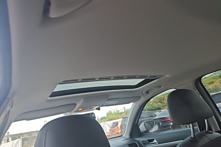 Volkswagen Lavida 2016 car image #18