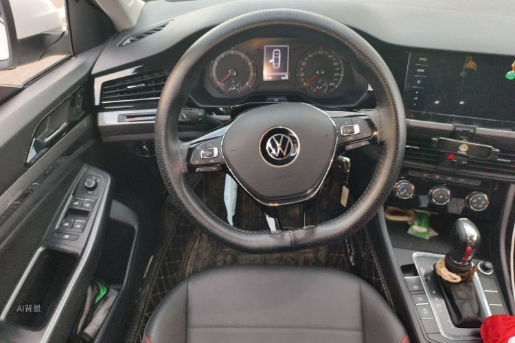 Volkswagen Bora 2022 car image #12