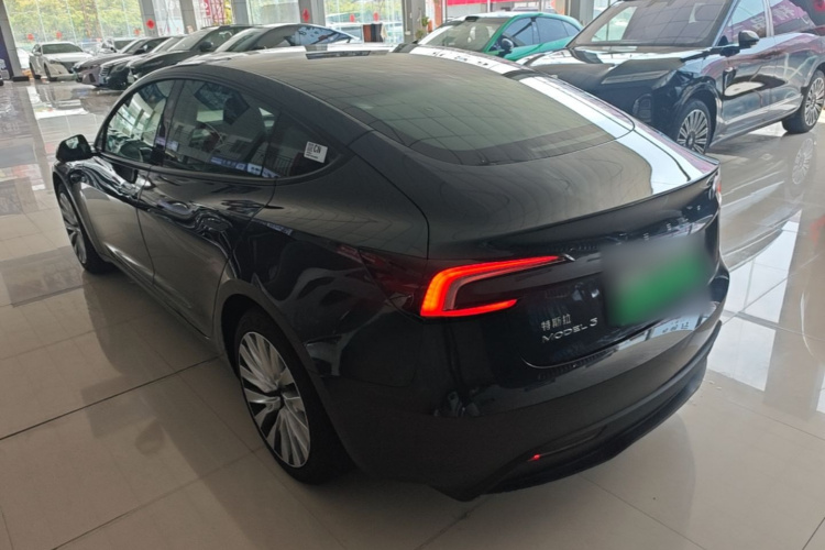 Tesla Model 3 2025 #5 Tesla Model 3 2025 car image #5