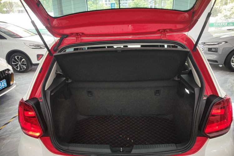 Volkswagen Polo 2016 #19 Volkswagen Polo 2016 car image #19