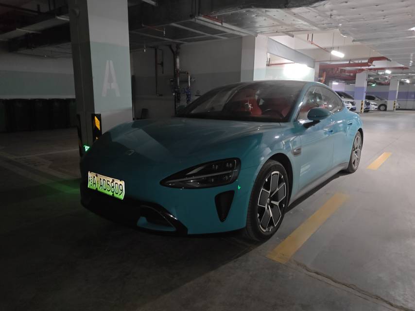 MI SU7 2025 MI SU7 2025 car image