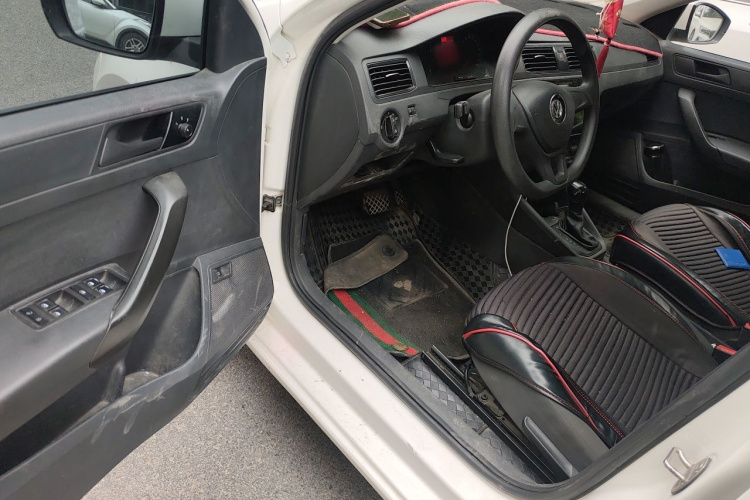 Volkswagen Santana 2020 car image #13