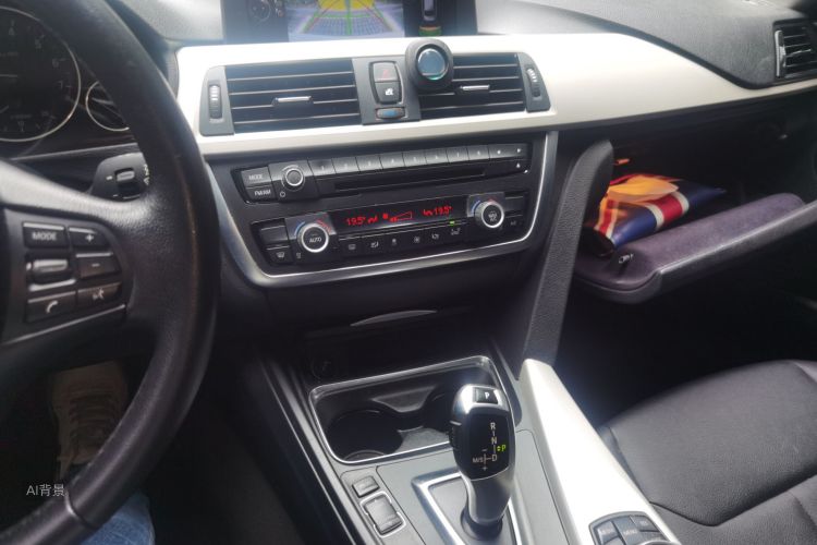 BMW 3 Series 2015 car image #15