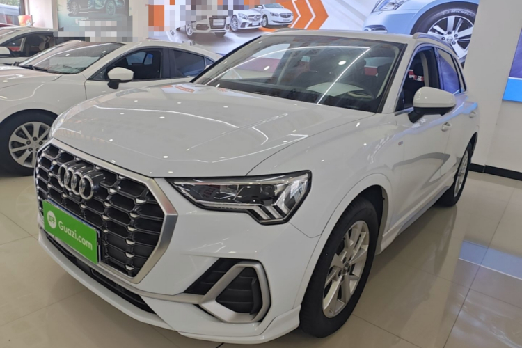 Audi Q3 2019 #2 Audi Q3 2019 car image #2