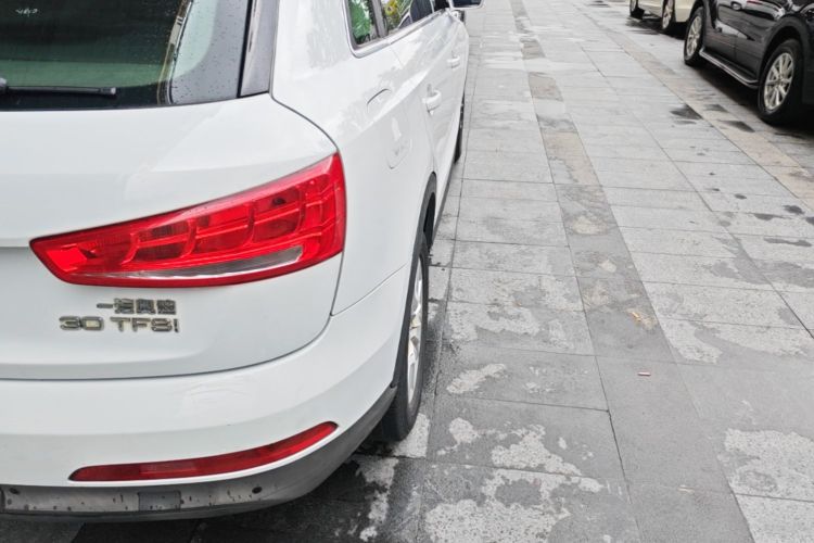 Audi Q3 2015 #8 Audi Q3 2015 car image #8