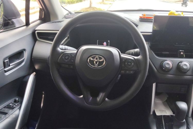 Toyota Corolla Cross 2024 #12 Toyota Corolla Cross 2024 car image #12