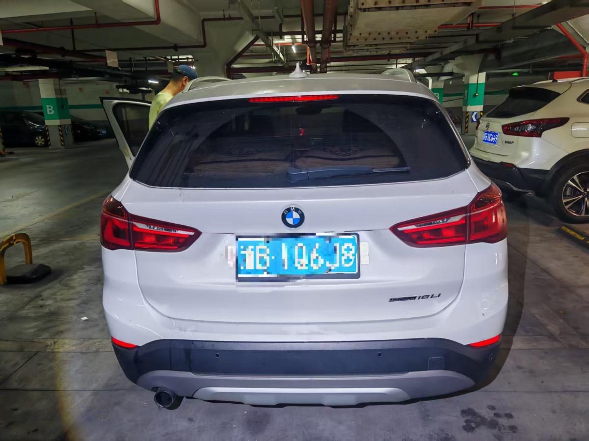 BMW X1 2018 #8 BMW X1 2018 car image #8