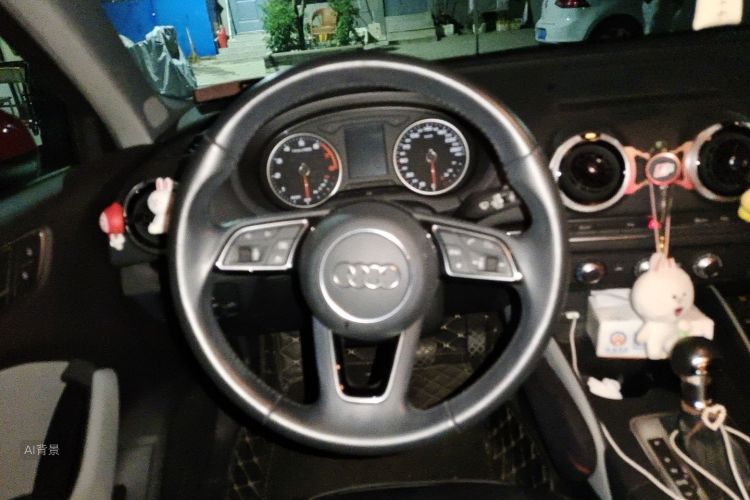 Audi A3 2019 immagine di auto #12
