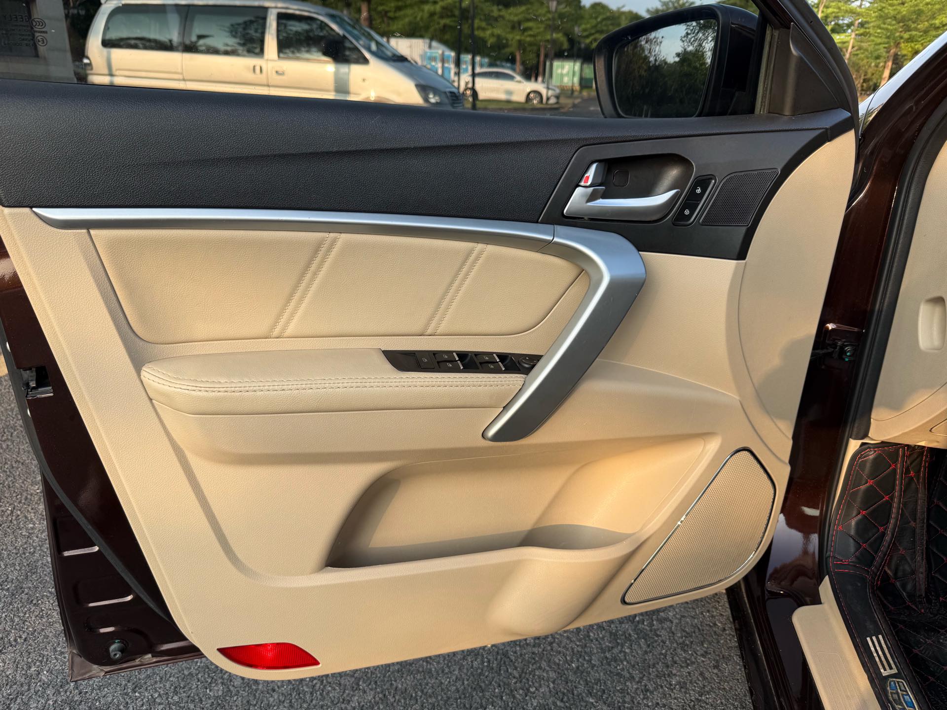 GEELY Emgrand 2017 car image #14