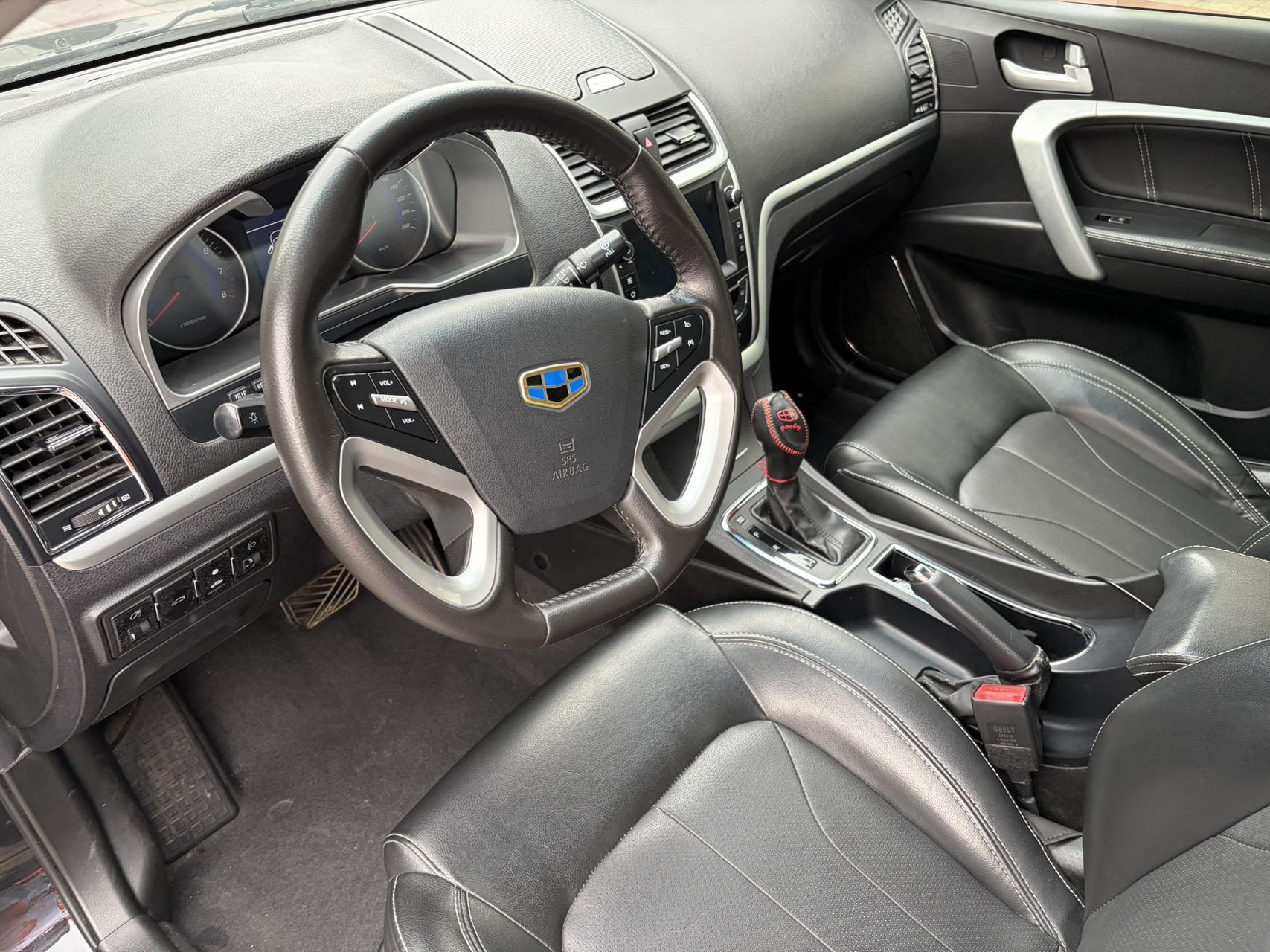 GEELY Emgrand 2016 #3 GEELY Emgrand 2016 immagine di auto #3