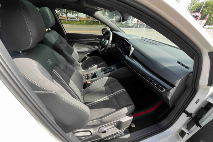 Volkswagen Golf 2024 #20 Volkswagen Golf 2024 car image #20