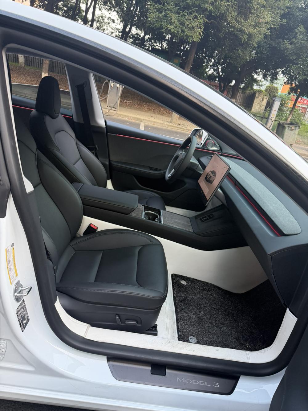 Tesla Model 3 2025 #14 Tesla Model 3 2025 car image #14