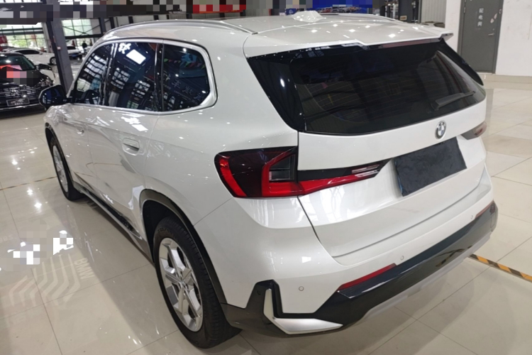 BMW X1 2024 car image #5