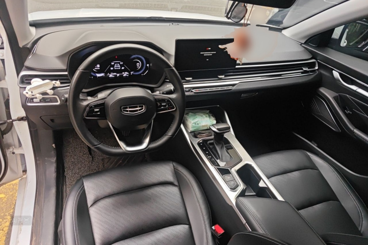 GEELY Emgrand 2022 #11 GEELY Emgrand 2022 car image #11