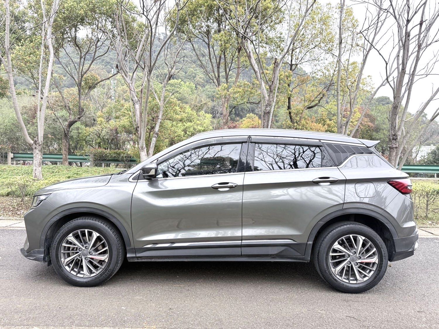 GEELY Coolray 2021 car image #8