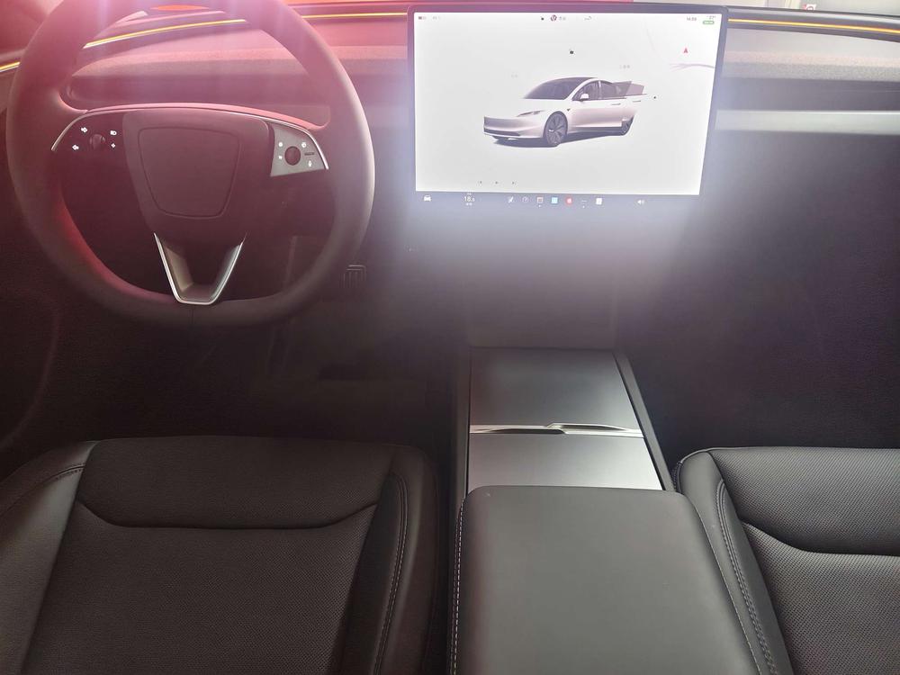 Tesla Model 3 2025 #8 Tesla Model 3 2025 car image #8